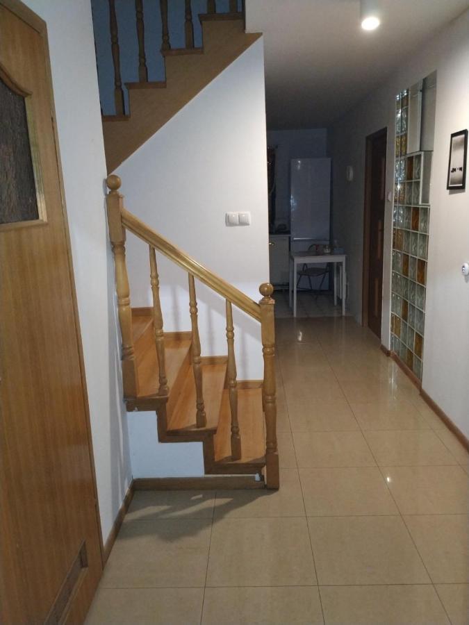 Ochota Forest Guest House Warsaw Ngoại thất bức ảnh